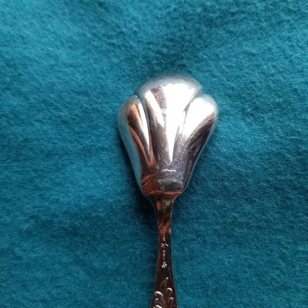 Martin Silverplate Sugar Shell Spoon 5 1/8 Embossed Scroll Flowers 90-1 1/2 MTN7